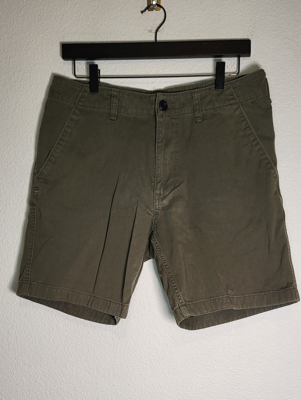 Patagonia Four Canyon Cotton Twill Shorts in Olive Green size 33